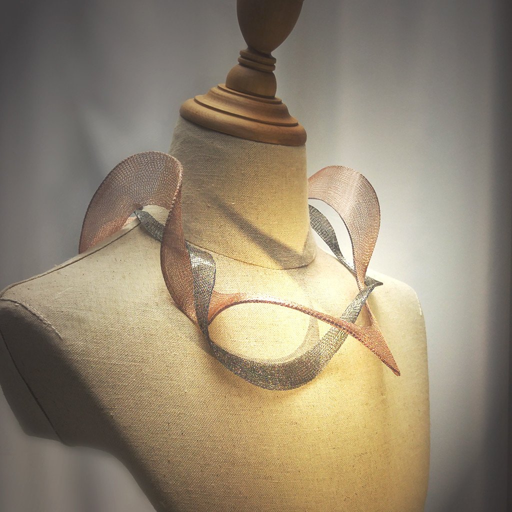 Knot Lots Necklace 3.0 RG
